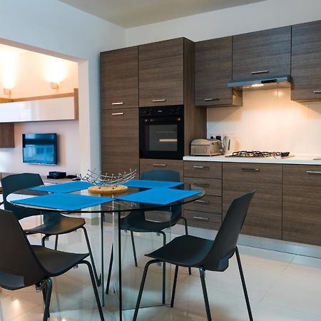 סיינט פול ביי Sh5A-Qawra Prime Location 2 Bedroom Apartment מראה חיצוני תמונה
